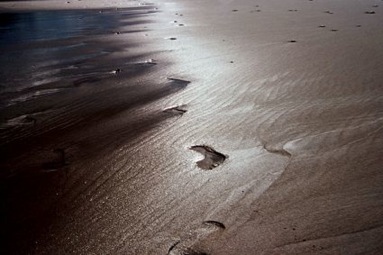 Ślady stóp na piasku
